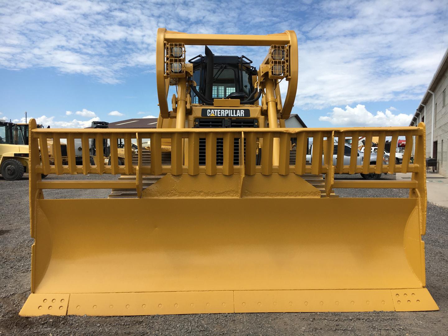 ./imagenes/INVOICE/2019/15865/TOPADOR FRONTAL CAT D6T LGP IMG_6165 (18).JPG